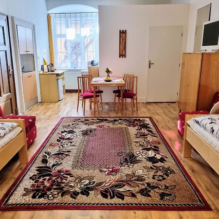 Apartment In A Historical House In The Center Of レヴォチャ エクステリア 写真