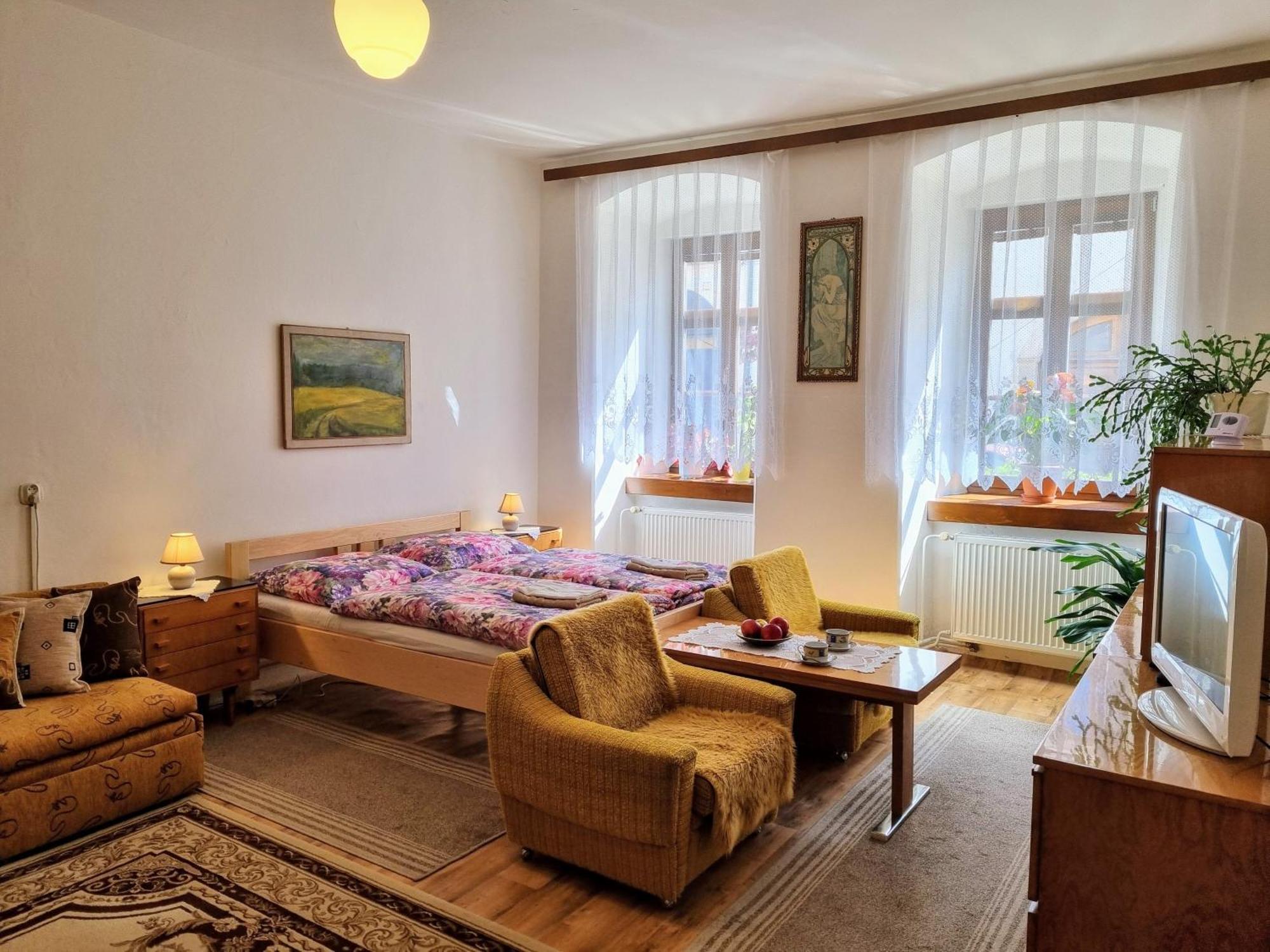 Apartment In A Historical House In The Center Of レヴォチャ エクステリア 写真